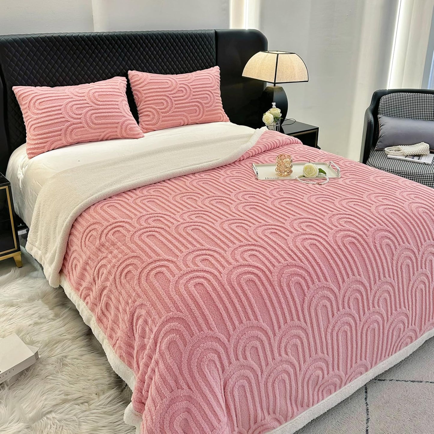 UKELER Sherpa Throw Blanket 60 × 80 inch, Ultra Soft Twin Size Fleece Blanket for All Season, Cozy Plush Arch Blankets for Bed Couch Sofa Office Camping, Pink