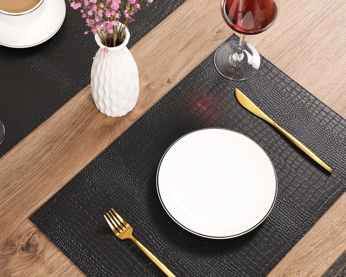Jovono Faux Leather Hardboard Placemats, Set of 8 PU Table Mats, Easy to Clean, Heat & Stain Resistant for Office Conference Table, Dining Home Decor