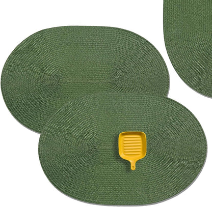AHHFSMEI Placemats Set of 6 for Dining Table Washable Woven Vinyl Non-Slip 18x12 inches Placemat Heat-Resistant Durable Table Mats for Dining Table Easy to Clean (Oval Green, 6)
