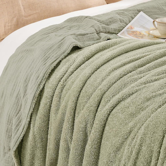 EMME Muslin and Fleece Twin Blanket Reversible - 60"*80" Sage Green Soft Warm Throw Blankets for Couch Bed Picnic Travel Bed