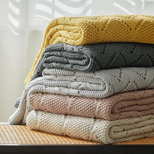 Longhui bedding Chunky Cotton Knit Throw Blanket for Couch, Sofa, Bed, or Chair, Decorative Breathable Fall Cable Knit Blanket 51 x 63 Inches, Medium Weight Black