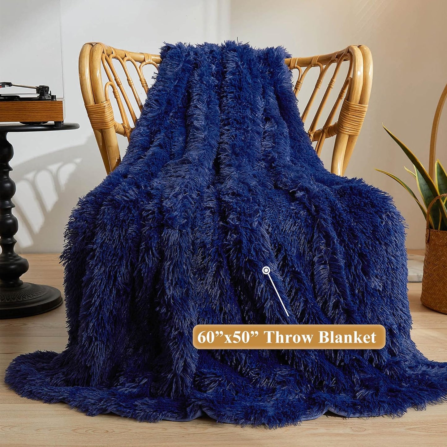 XeGe Luxury Faux Fur Throw Blanket, Blue Soft 50x60 Fluffy Blanket Throw, Shaggy Plush Decorative Couch Blanket, Cute Furry Bed Throw Holidy Fuzzy Lap Blanket for Kids Women Men Teen Girls Royal Blue