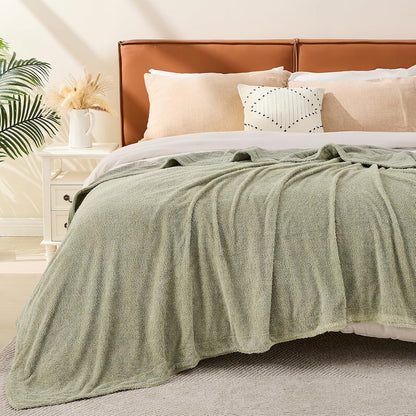 EMME Muslin and Fleece Queen Blanket Reversible - 80"*90" Sage Green Soft Warm Throw Blankets for Couch Bed Picnic Travel Bed