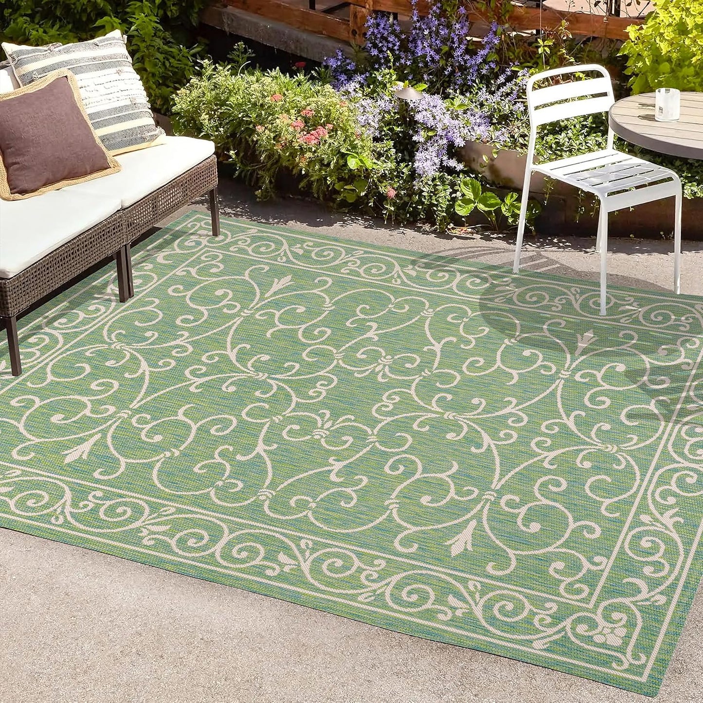JONATHAN Y Vintage Filigree Indoor Outdoor Area Rug 5X8 Green/Ivory, Charleston Textured Weave for Backyard, Patio, Porch, Easy-Cleaning, High Traffic, Pet-Friendly, Non-Shedding (SMB106K-5)