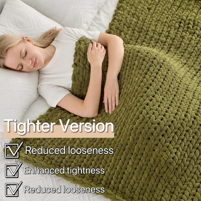 Maetoow Tighter Version Chenille Chunky Knit Blanket Throw 60×80 Inch, Handmade Warm & Cozy Blanket Couch, Bed, Home Decor, Soft Fleece Banket, Boho Thick Blankets and Giant Yarn Throws，Olive Green