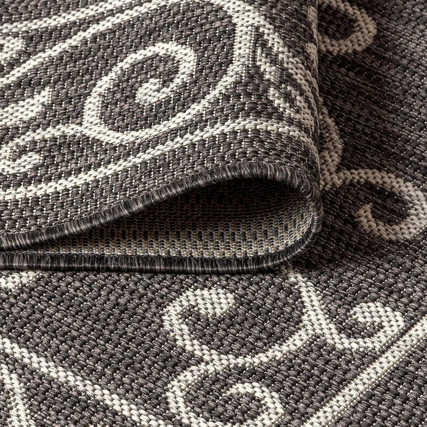 JONATHAN Y Vintage Filigree Indoor Outdoor Area Rug 8X10 Black/Gray, Charleston Textured Weave for Backyard, Patio, Porch, Easy-Cleaning, High Traffic, Pet-Friendly, Non-Shedding (SMB106G-8)